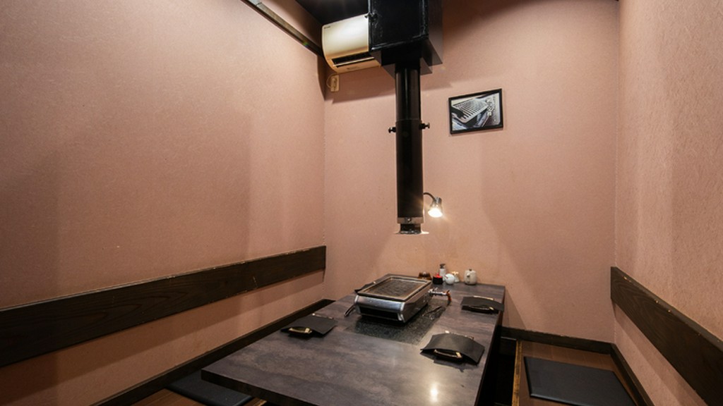 個室でのリラックスした雰囲気の中、おいしい時間を満喫