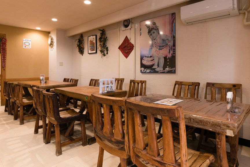 インド料理初体験の方も気兼ねなく足を運べる空間