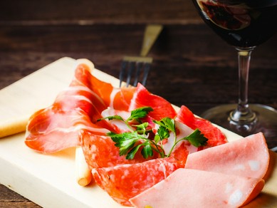 シェフが手間を惜しまず丁寧につくりあげる料理に舌鼓