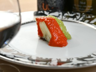 伝統的な和にとらわれず、多彩な料理を提供『おまかせコース』