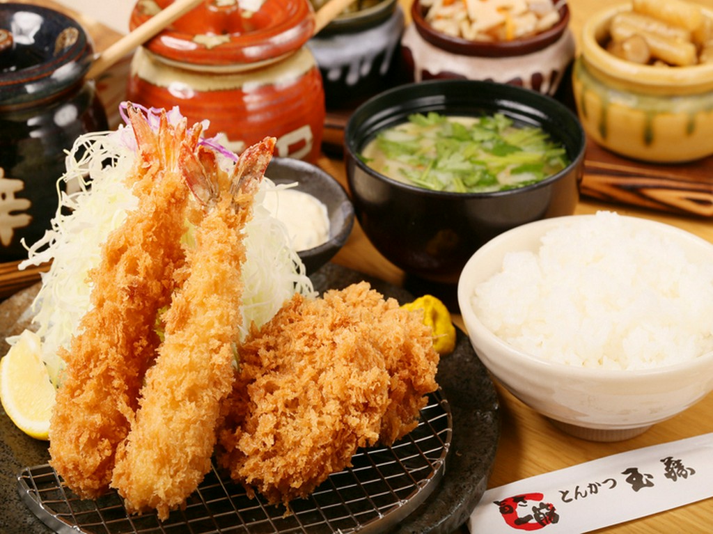 好みに合わせてオーダー可能『海老ひれ定食』