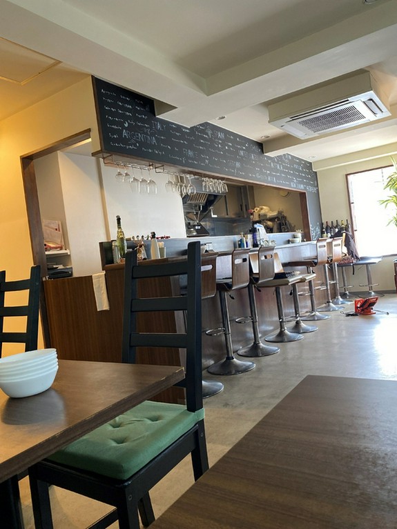 テーブル側から見た絵です