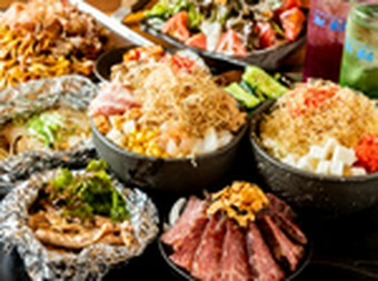 当店自慢の逸品をたっぷり楽しめる！
旨み溢れるアンガス牛ステーキも付いた豪華なラインナップです！