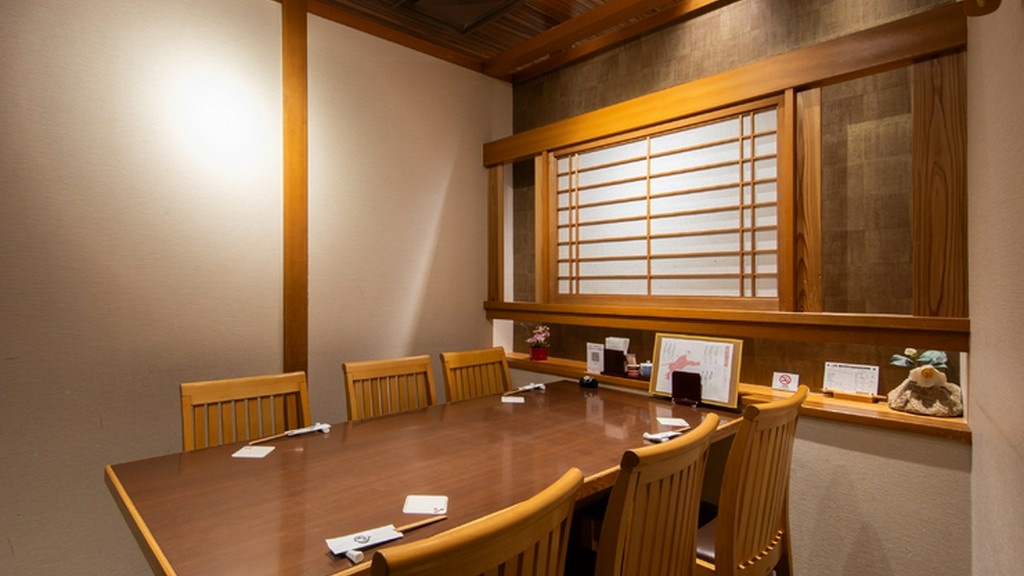 愛媛の味覚でおもてなし。接待の席にも最適