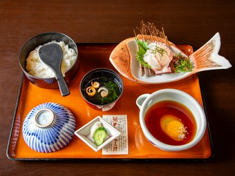 愛媛でぜひとも食したい『宇和島鯛めし』