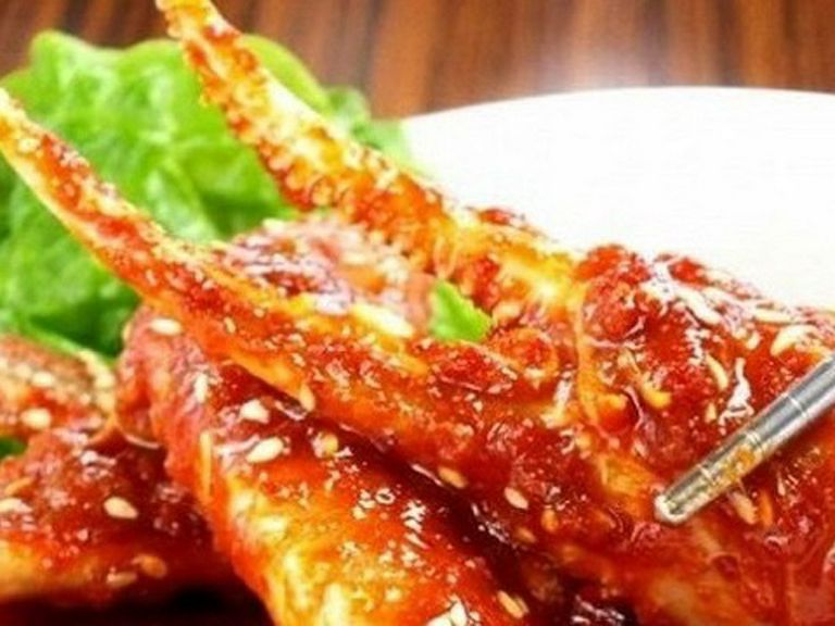 蟹の旨みを堪能できる『ヤムニョムケジャン〜ズワイ蟹〜』