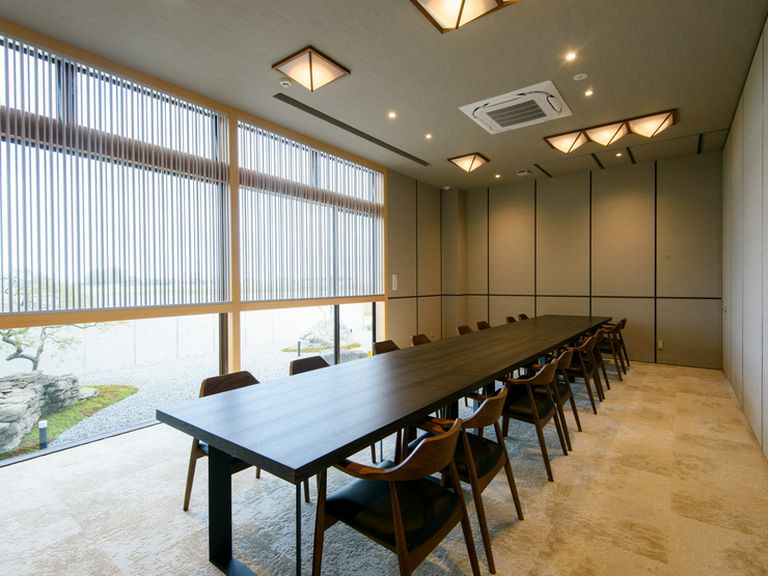 家族の記念日やお祝い事、人生の節目の宴席などの理想的な舞台