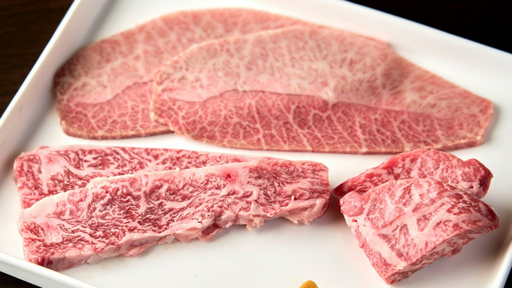 厳選された和酒・洋酒と共に楽しむ、こだわりのお肉