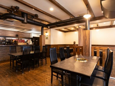 落ち着きと高級感を漂わせる。洗練された新感覚の焼肉店