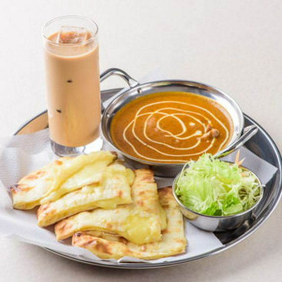 1種類カレーチーズナンセット