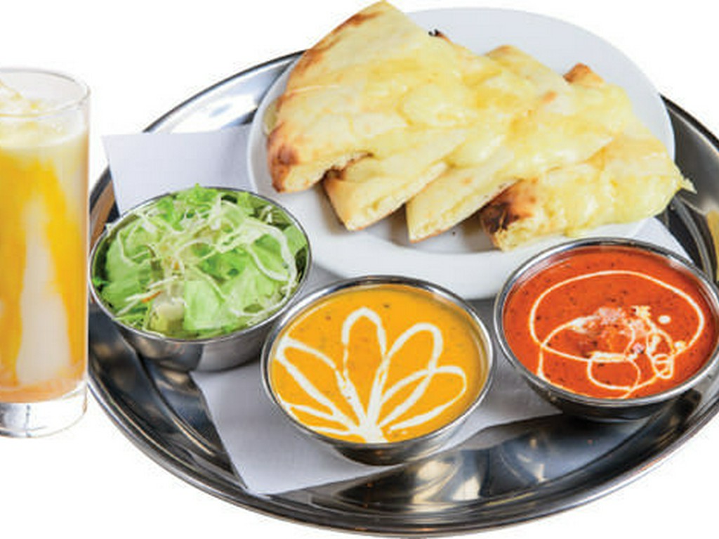 2種類カレーチーズナンセット