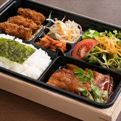 焼肉店で培われたこだわりの味が人気『熟成デジカルビのフレンチ＆カキフライ』