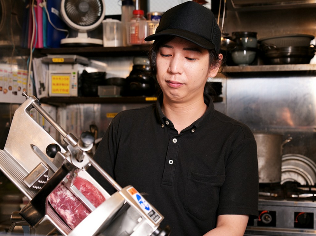 笑顔でおもてなしし、言葉の壁を越えて感動をお届け