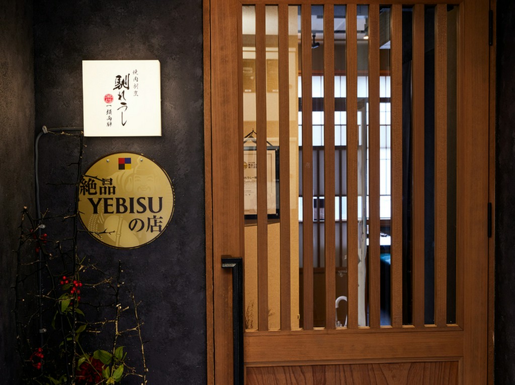 静かに過ごせる席が用意され、接待や大切な日に最適