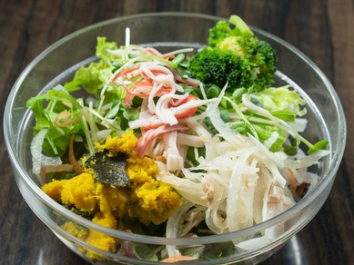 食べ放題で満喫できる『サラダバー＆スープバー＆ミニデザートetc…付き』