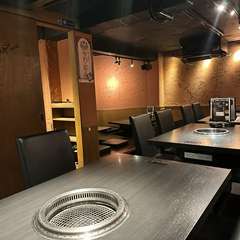 駅近の焼肉店は、仕事終わりのデートにもぴったり！