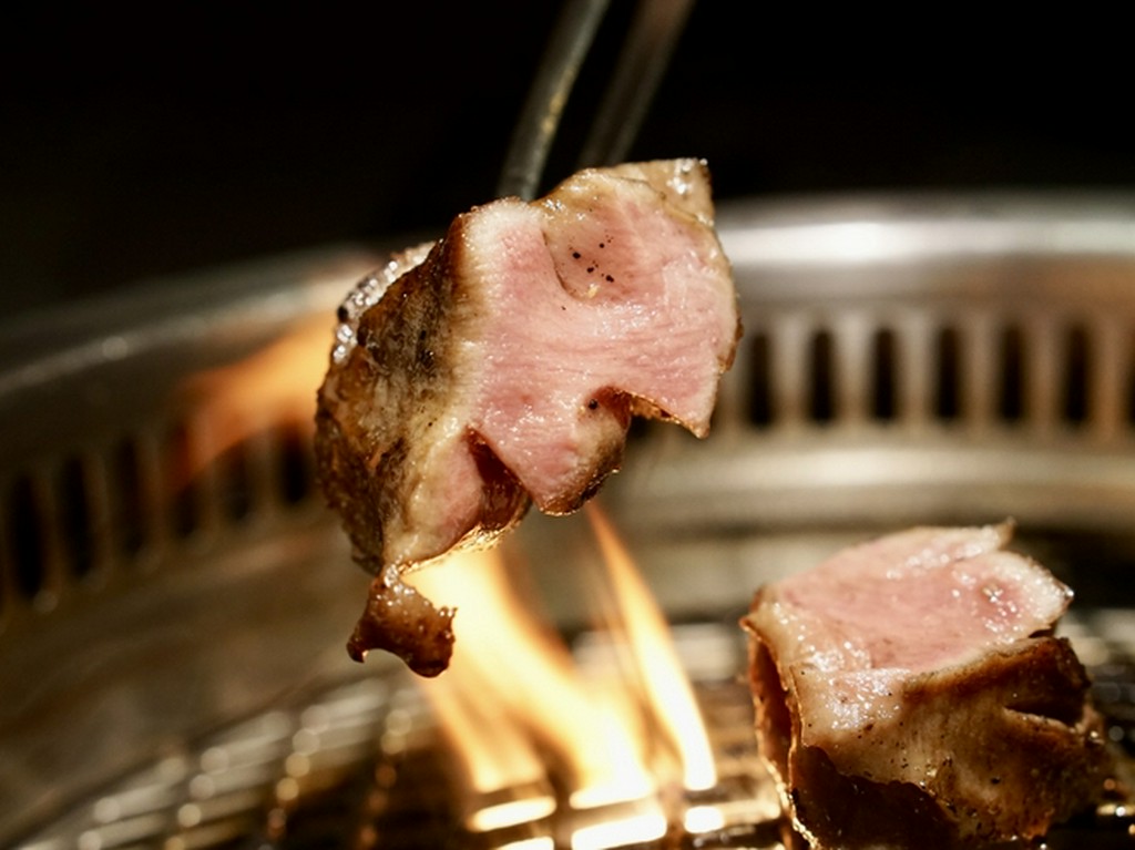厳選されたお肉を味わうことができ、食べ応えも十分のコース料理