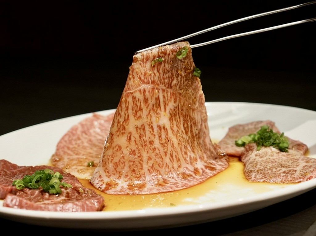 宮崎牛の一頭買いを行うことで、新鮮で質の高い牛肉を提供