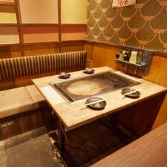 レトロな空間でゆったり楽しむ