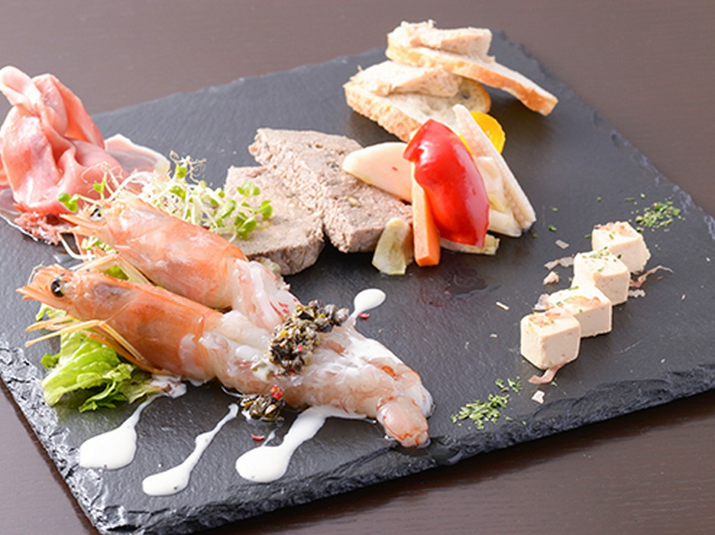 前菜の盛り合わせ