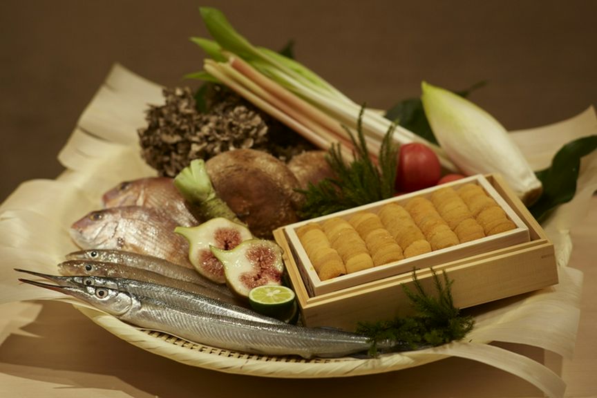 一期一会の味わいに笑顔ほころぶ、会食の席に