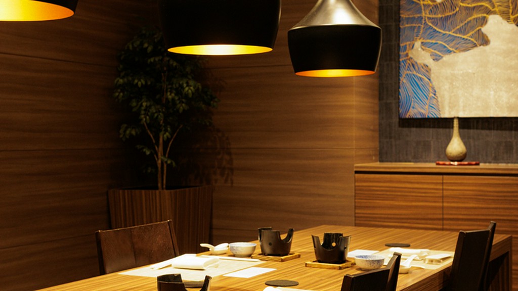 バリエーション豊富な大小個室は、接待や会食、祝いの席に