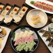 ”美味しい”はもちろん、日本料理ならではの五感で味わう楽しさをプラス。季節を感じる献立を、心を込めてご提供致します。