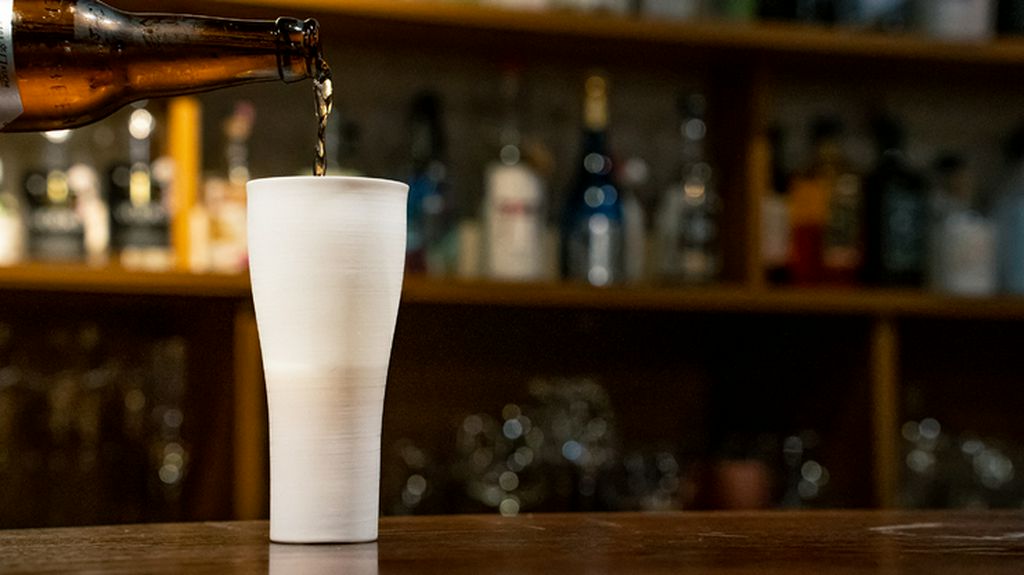洗練されたくつろぎの空間で味わう、秀逸なセレクトのお酒