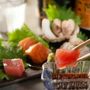 季節のお料理と人気メニューで織りなす全8品！プラス2時間飲み放題付き(1時間半でラストオーダー)
毎日変わるおまかせコース！2日前までのご予約で内容などもご相談いただけます！