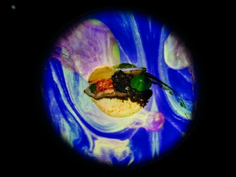 生命の起源・海で生まれた命　Water／水『金目鯛の鱗焼き』