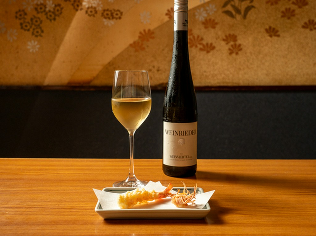 ワインと天ぷらの新定番