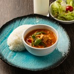 サラダ、ドリンク付き