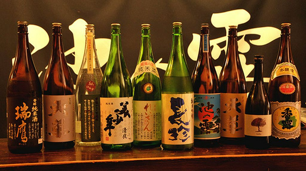 熊本を中心に九州各地より仕入れる、厳選されたこだわり焼酎