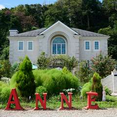 作品を知る人も、初めての人も、楽しめるメニューが揃う