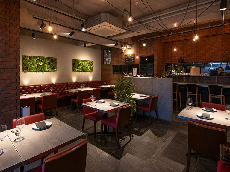 ゲストを非日常時間に誘う、洗練された空間