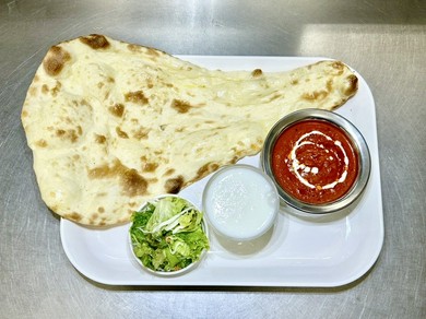 お子様連れも歓迎。ショッピングモール内のインド料理店