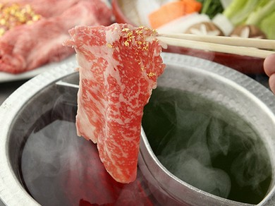 日本が誇る牛肉を出汁と千寿葱で堪能する『A5ランクの神戸牛出汁しゃぶ』