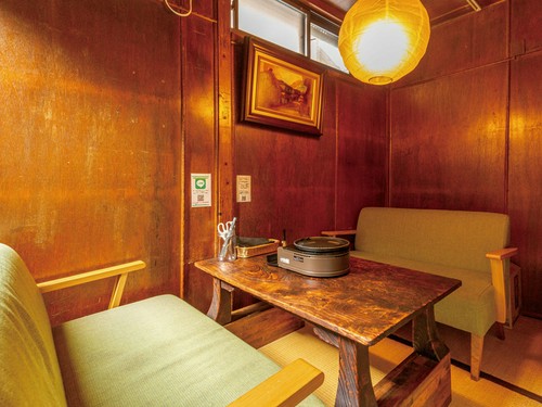 プライベートな完全個室も。デートなど大切な人との時間に最適