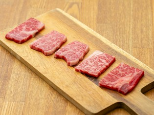 脂身と赤身のバランスが絶妙で、肉質の良さが特徴的な『ロース』