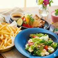 世界＆国内のビール30種以上がついた飲み放題も楽しめるコースです♪