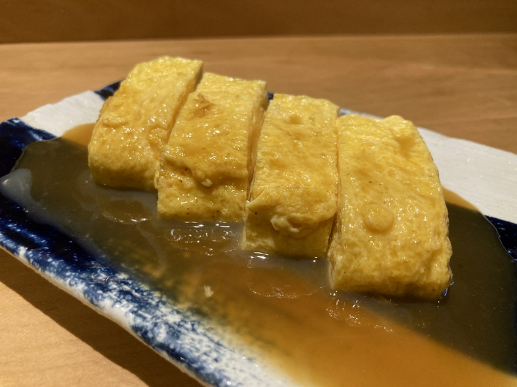 雲丹入り出汁巻き玉子ウニソースがけ