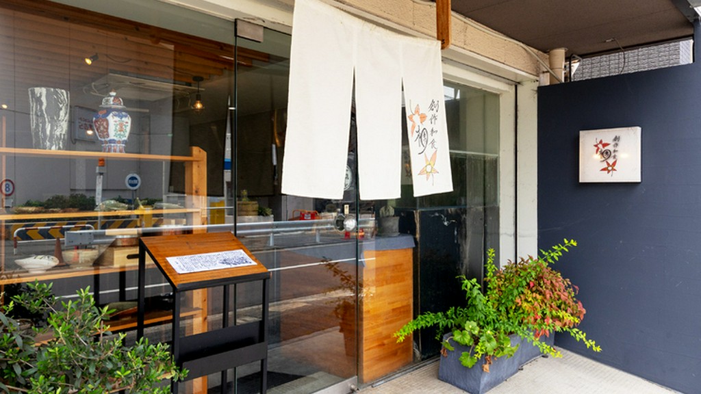 ときには優雅にお一人様を。一人使いも楽しめるお店