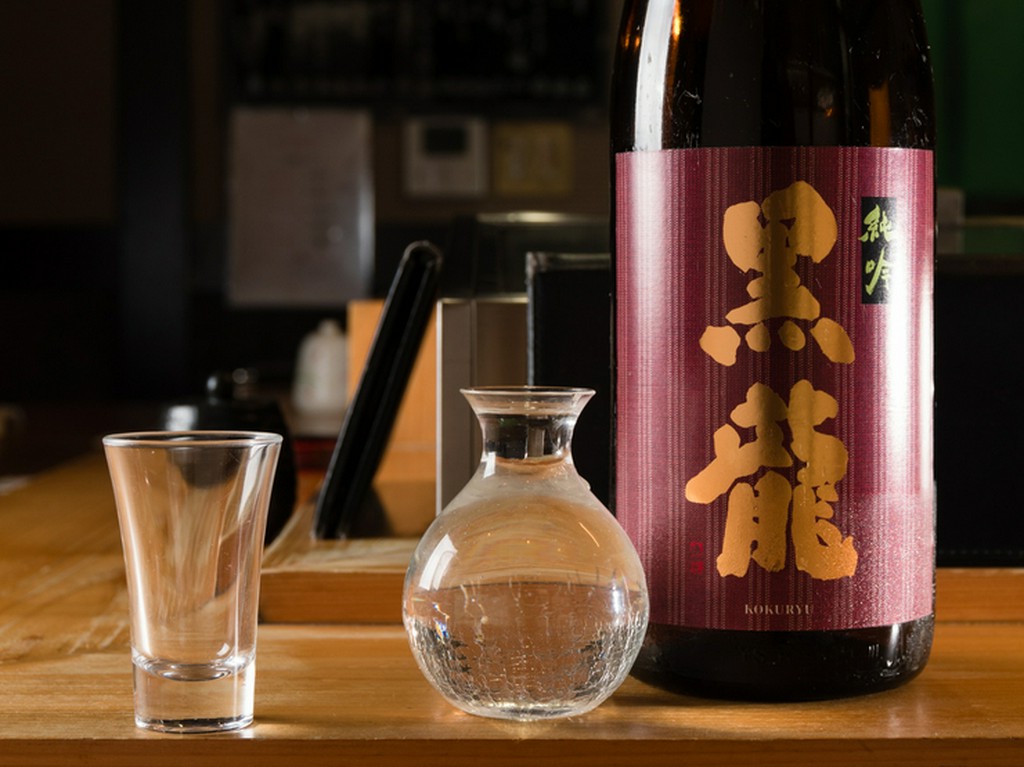 日本全国津々浦々、定番から季節ごとの地酒まで