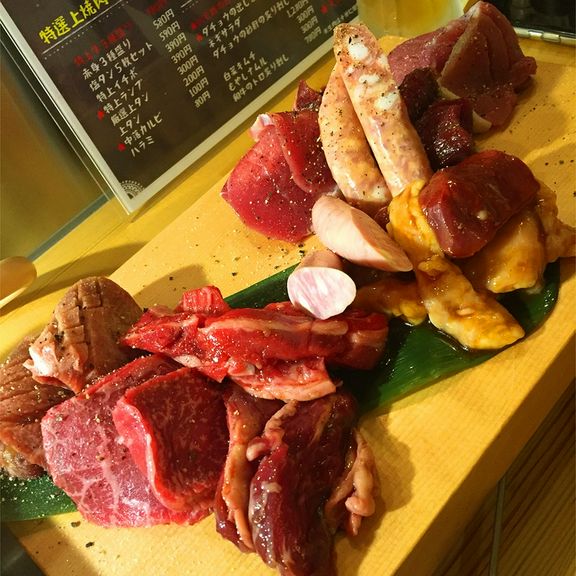 希少肉の盛り合わせ