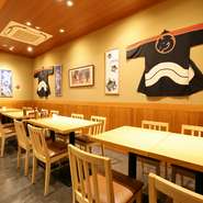 浅草駅からほど近く、デートでの食事に選びたい一軒です。オススメは、国産うなぎを香ばしく焼き上げたうなぎ料理。その上品な味は、二人のデートを一層盛り上げてくれます。