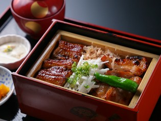 うなぎや鶏肉などの主要食材は、国産のものを使用