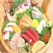 小（1人前）1300円/中（1～2人前）1800円/大（2～3人前）2500円