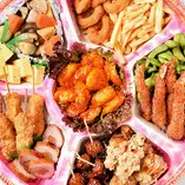 大人からお子様まで美味しくお召し上がりいただける人気の揚げ物を盛合せたオードブルをご用意しました！テイクアウト　3日前予約／1セット～ご注文承ります