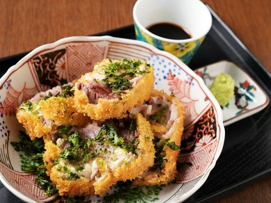 市場直送の新鮮な魚介を贅沢に堪能できる場所