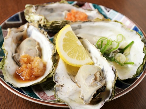 「能登かき」をシンプルに味わう蒸し牡蠣